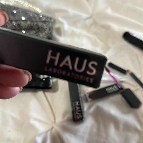 HAUS LABORATORIES 4pc set - Picture 8 of 9
